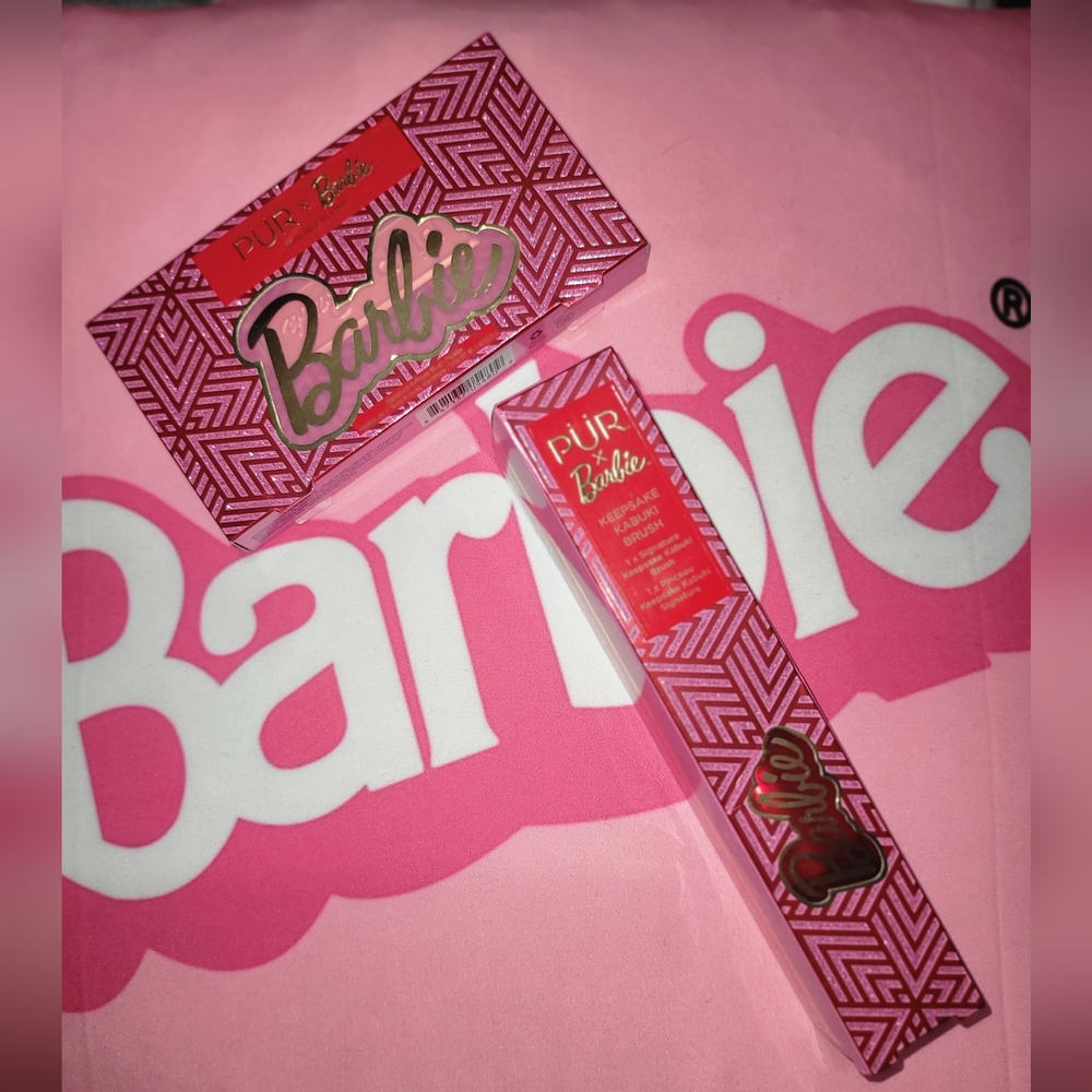PUR x Barbie DUO~BLUSH PALETTE & Keepsake Kabuki Brush